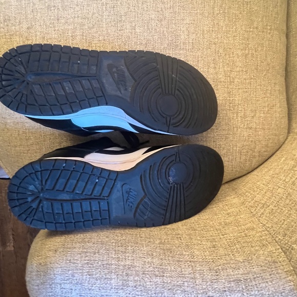 Nike - Panda Dunks - Picture 3 of 8